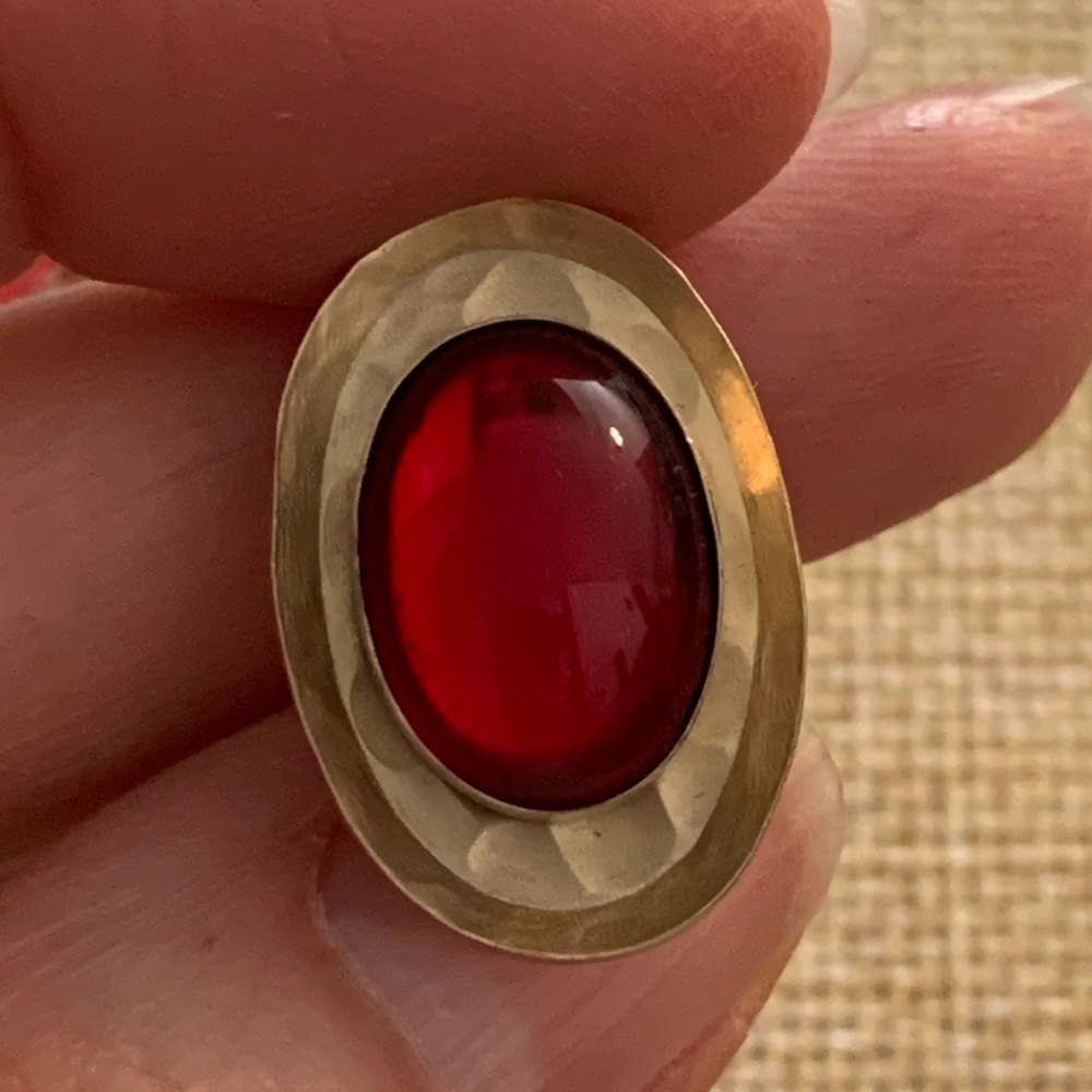 Vintage gold tone cuff links with beautiful red stone